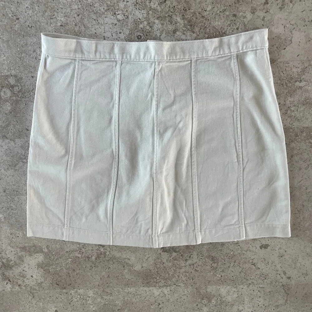 Banana Republic BUTTON-FRONT TWILL MINI SKIRT SZ 16